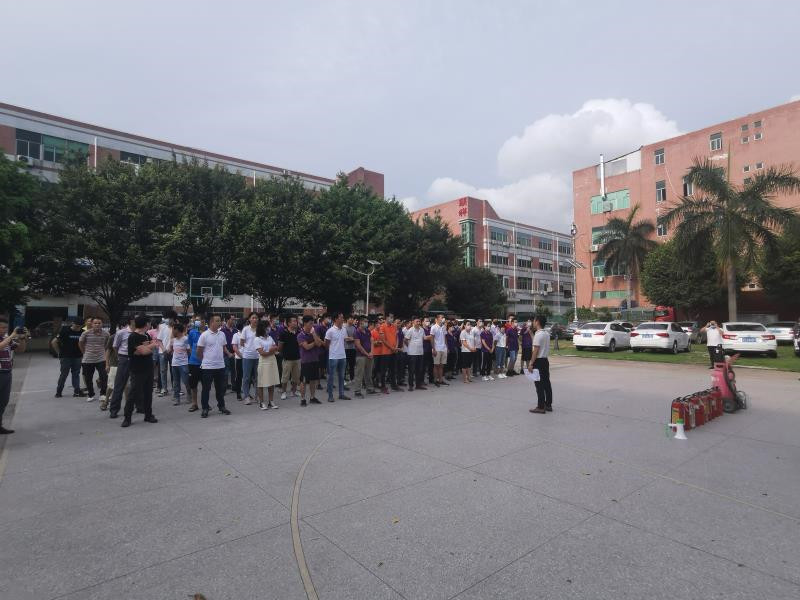2020年5月29日，鴻圖達(dá)全廠(chǎng)舉行安全消防演習(xí)